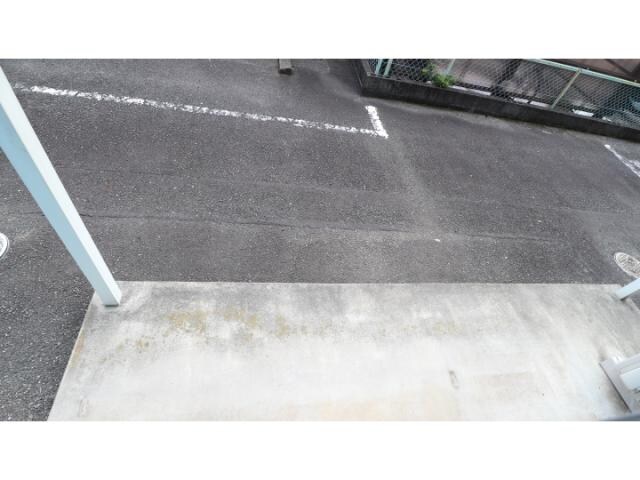 同物件同タイプ 東海道本線/興津駅 バス10分八木間上下車:停歩3分 1階 築33年