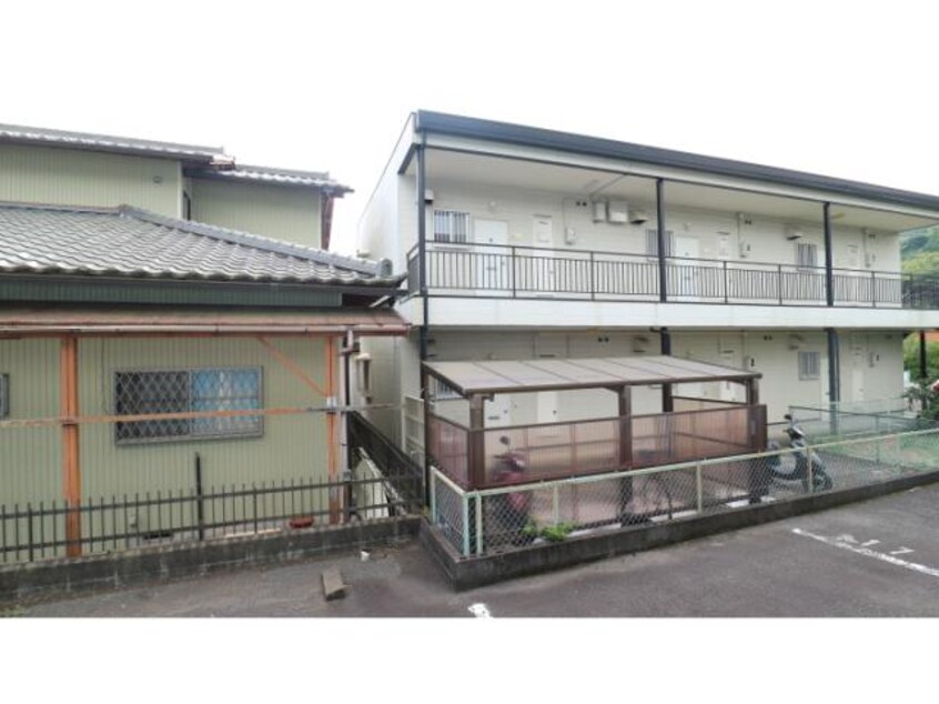 同物件同タイプ 東海道本線/興津駅 バス10分八木間上下車:停歩3分 1階 築33年