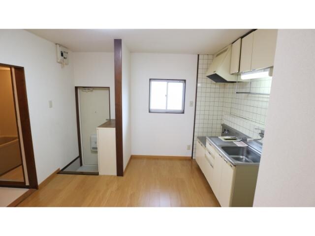 同物件同タイプ 東海道本線/興津駅 バス10分八木間上下車:停歩3分 1階 築33年