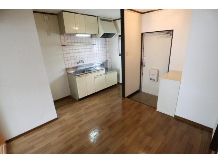  東海道本線/興津駅 バス10分八木間上下車:停歩1分 2階 築33年
