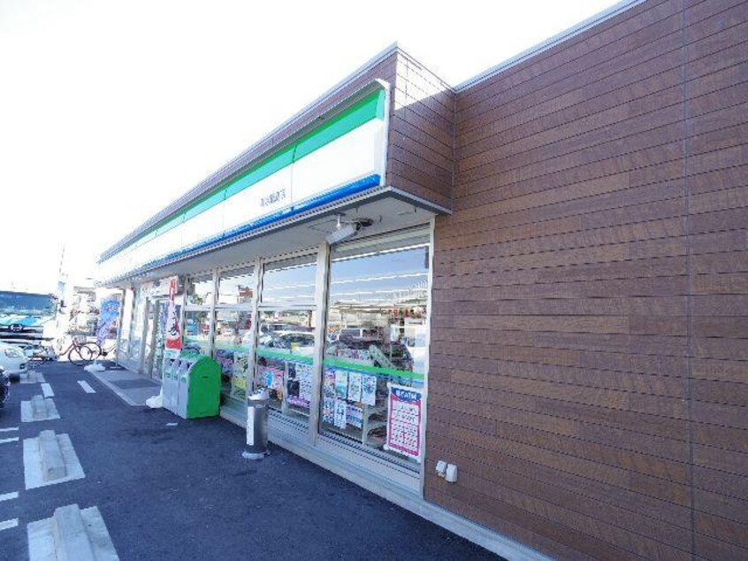 ファミリーマート清水能島店(コンビニ)まで761m 東海道本線/清水駅 バス13分第六中学校前下車:停歩1分 2階 築30年