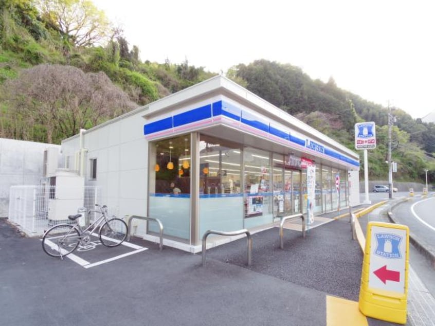 ローソン清水小島町店(コンビニ)まで1367m 東海道本線/興津駅 バス10分消防学校前下車:停歩5分 1階 築20年