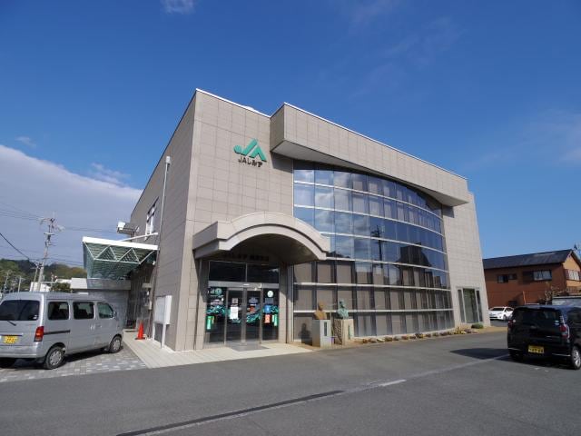 ＪＡしみず興津支店(銀行)まで1218m 東海道本線/興津駅 バス10分消防学校前下車:停歩5分 1階 築20年