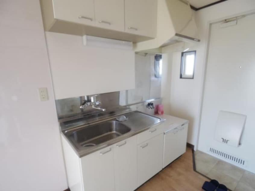  東海道本線/清水駅 バス29分三保本町下車:停歩5分 2階 築34年