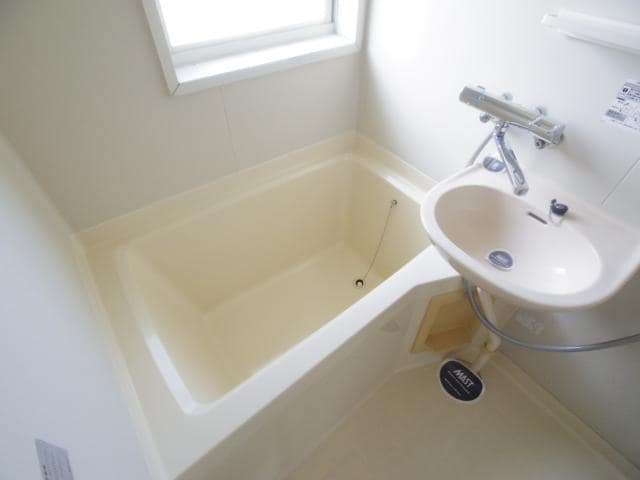  東海道本線/清水駅 バス29分三保本町下車:停歩5分 2階 築34年