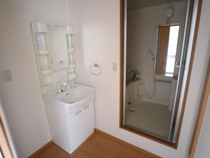  東海道本線/清水駅 バス9分クミアイ化学前下車:停歩9分 2階 築19年