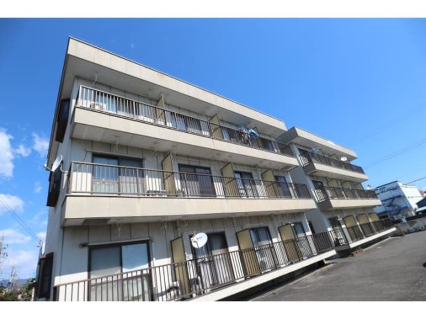  静岡鉄道静岡清水線/新清水駅 バス6分港橋下車:停歩5分 3階 築36年