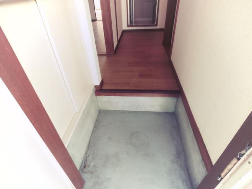  静岡鉄道静岡清水線/新清水駅 バス12分宮加三下車:停歩4分 1階 築37年