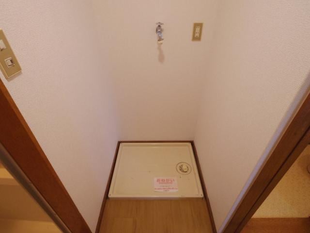  静岡鉄道静岡清水線/新清水駅 バス12分宮加三下車:停歩4分 1階 築37年