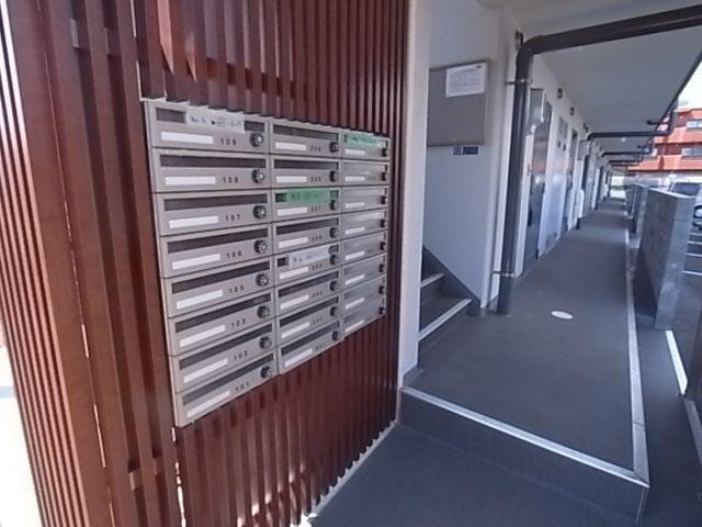  東海道本線/清水駅 バス14分石川東名下下車:停歩6分 2階 築32年