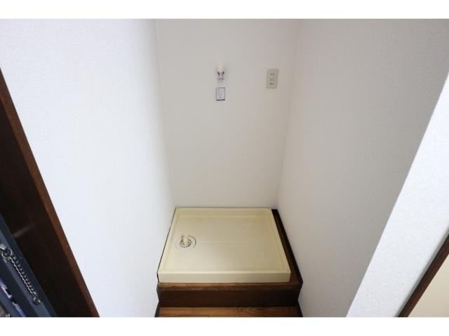  東海道本線/清水駅 バス14分石川東名下下車:停歩6分 2階 築32年