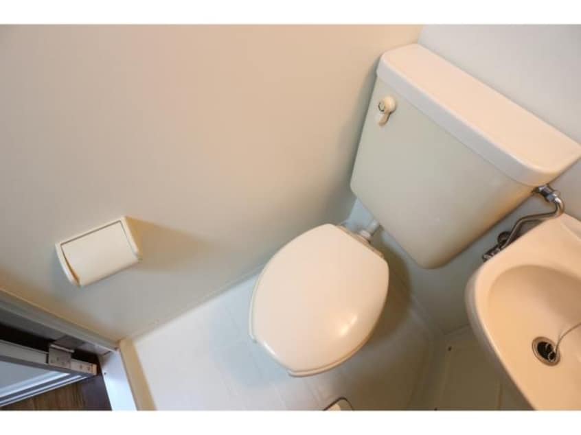  東海道本線/清水駅 バス14分石川東名下下車:停歩6分 2階 築32年