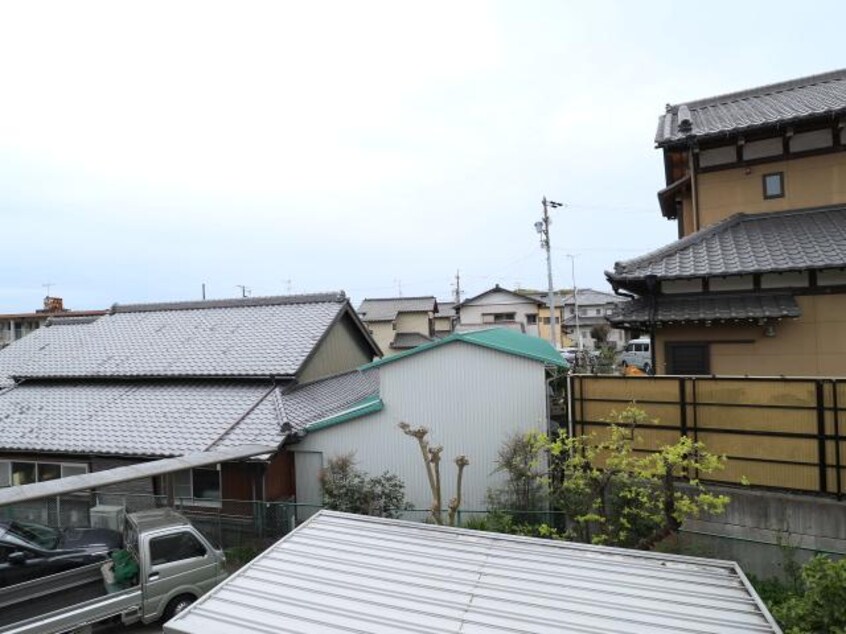  静岡鉄道静岡清水線/新清水駅 バス11分村松下車:停歩4分 2階 築35年