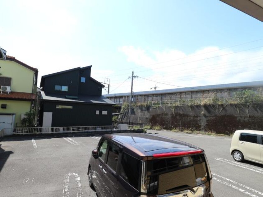  東海道本線/清水駅 バス8分秋吉町下車:停歩2分 1階 築18年