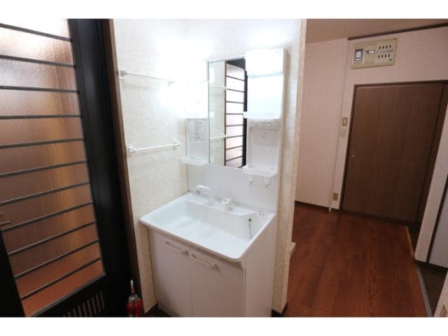  静岡鉄道静岡清水線/狐ケ崎駅 徒歩5分 1-2階 築38年