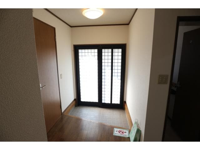  静岡鉄道静岡清水線/狐ケ崎駅 徒歩5分 1-2階 築38年