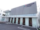 静清信用金庫大坪支店(銀行)まで781m 静岡鉄道静岡清水線/狐ケ崎駅 徒歩5分 1-2階 築38年