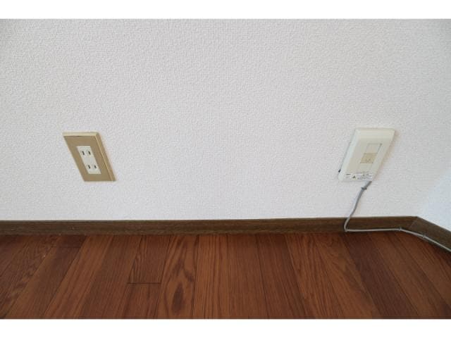  静岡鉄道静岡清水線/狐ケ崎駅 徒歩5分 1-2階 築38年