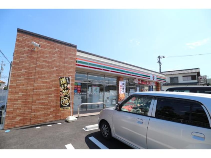 セブンイレブン清水西高町店(コンビニ)まで177m 静岡鉄道静岡清水線/桜橋駅 徒歩9分 1階 築19年
