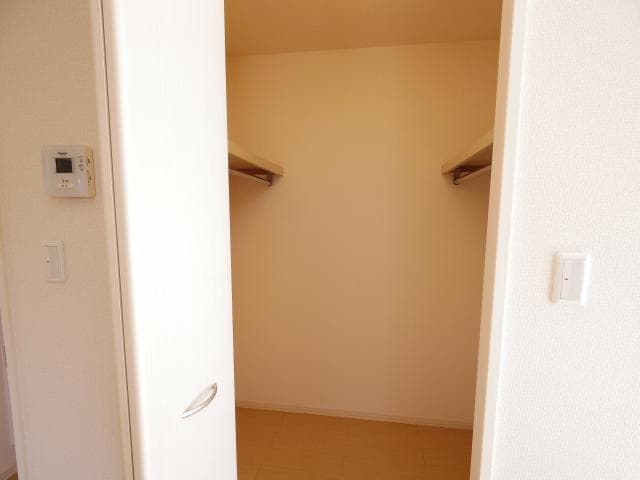  静岡鉄道静岡清水線/桜橋駅 バス6分川原町下車:停歩4分 2階 築18年