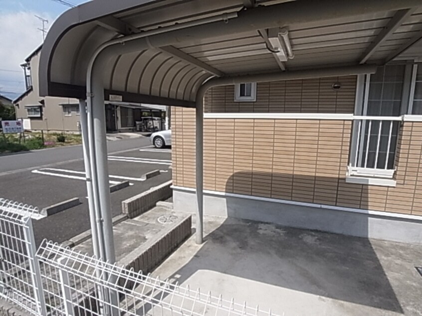  東海道本線/清水駅 バス9分横砂西下車:停歩4分 1階 築18年