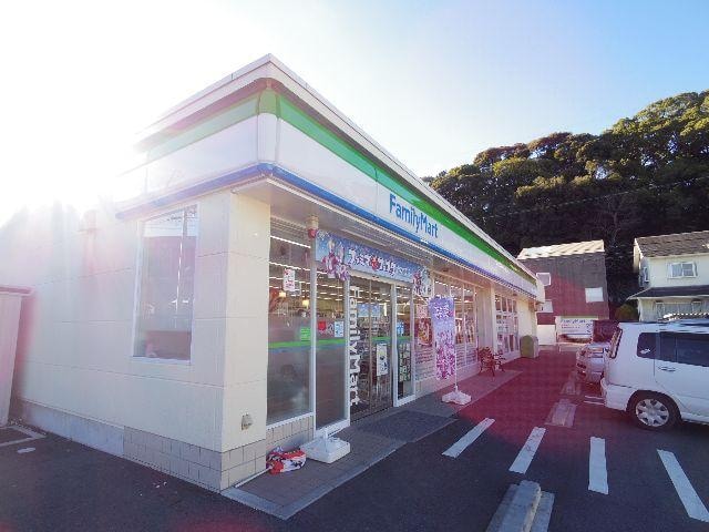 ファミリーマート清水西久保店(コンビニ)まで623m 東海道本線/清水駅 バス8分秋吉町下車:停歩3分 2階 築30年