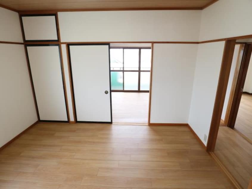  東海道本線/清水駅 バス18分高部小学校前下車:停歩3分 3階 築32年