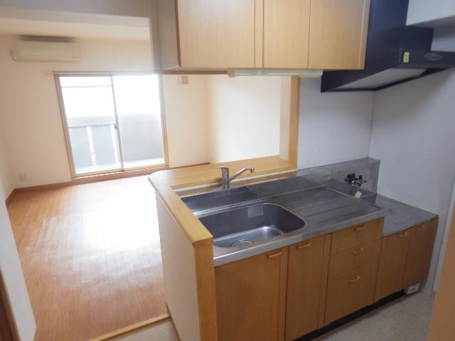  静岡鉄道静岡清水線/新清水駅 バス19分東折戸下車:停歩2分 2階 築17年