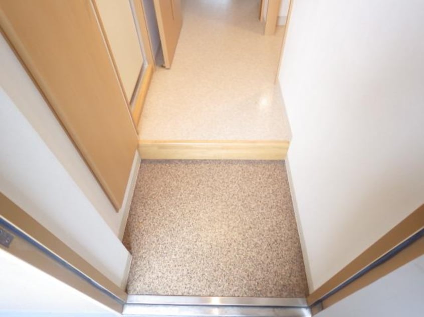  静岡鉄道静岡清水線/新清水駅 バス19分東折戸下車:停歩2分 2階 築17年