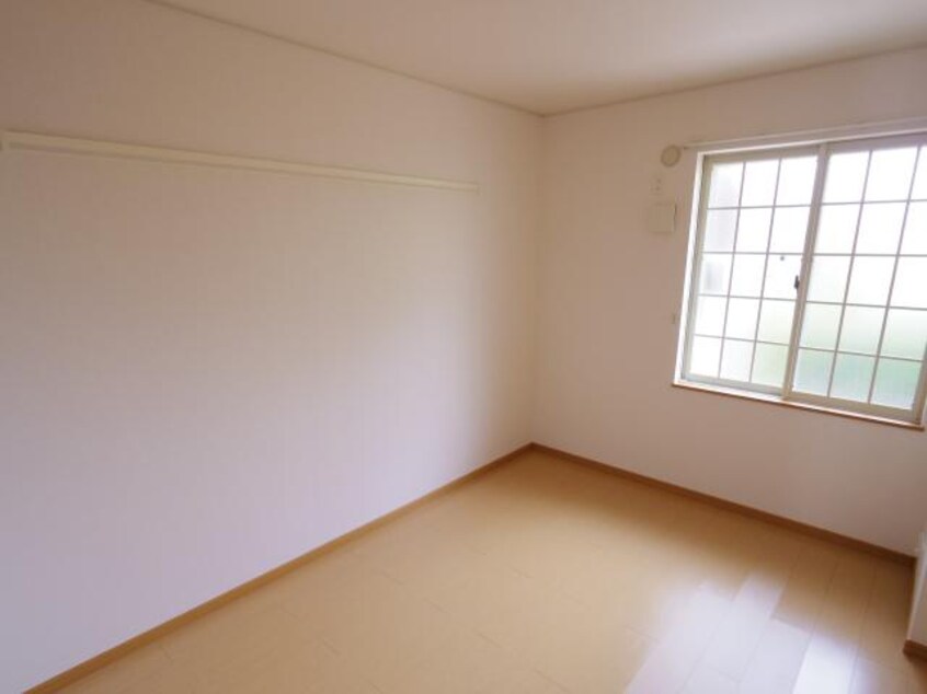  静岡鉄道静岡清水線/狐ケ崎駅 バス5分今泉下車:停歩4分 1階 築16年