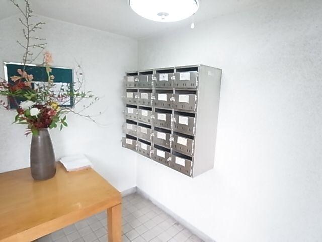  静岡鉄道静岡清水線/狐ケ崎駅 バス10分南矢部下車:停歩3分 2階 築37年