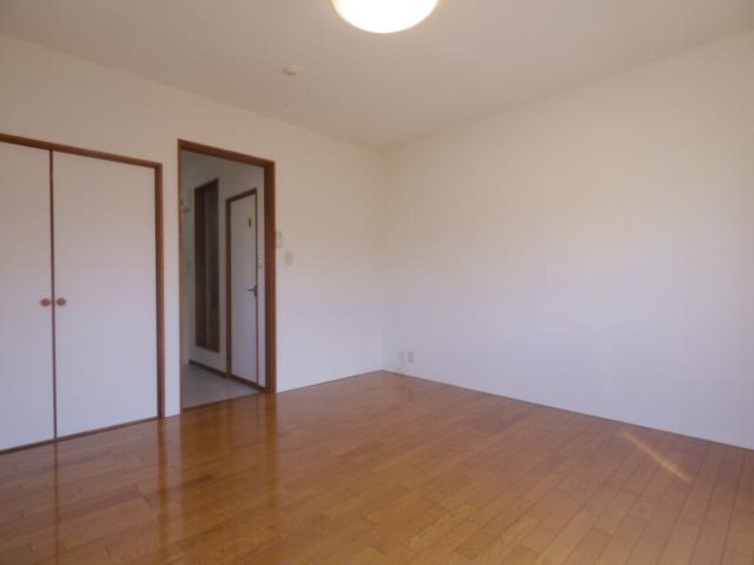  東海道本線/清水駅 バス22分忠霊塔前下車:停歩6分 2階 築31年