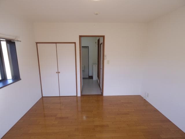  東海道本線/清水駅 バス22分忠霊塔前下車:停歩6分 2階 築31年