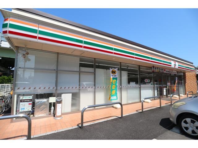 セブンイレブン清水島崎町店(コンビニ)まで638m 静岡鉄道静岡清水線/新清水駅 徒歩1分 4階 築36年