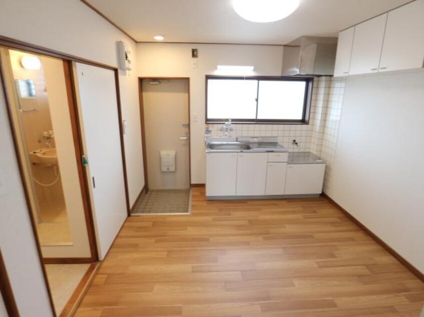  静岡鉄道静岡清水線/新清水駅 バス14分駒越下車:停歩3分 3階 築30年