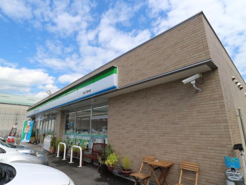 ファミリーマート清水下野中店(コンビニ)まで643m 東海道本線/清水駅 バス16分山原中下車:停歩2分 2階 築22年