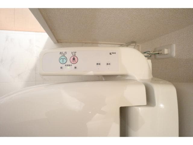  東海道本線/清水駅 バス10分高橋花の木下車:停歩4分 1階 築15年