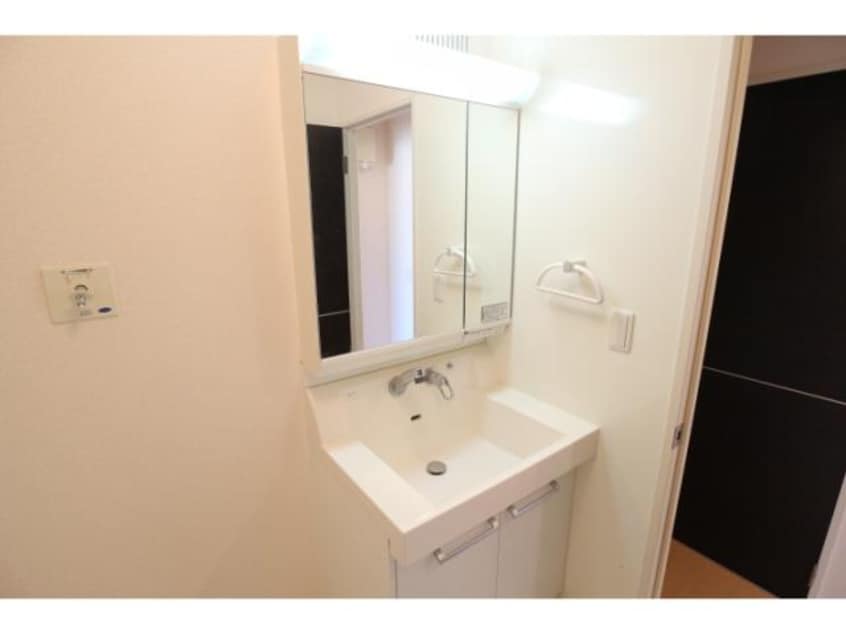  東海道本線/清水駅 バス15分高部東小学校入口下車:停歩2分 2階 築15年