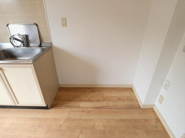  東海道本線/清水駅 バス18分日本平運動公園入口下車:停歩3分 1階 築35年