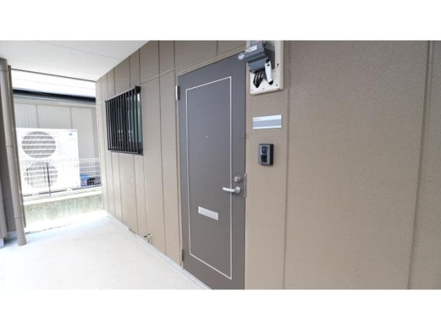  東海道本線/清水駅 バス11分高橋下車:停歩4分 1階 築15年