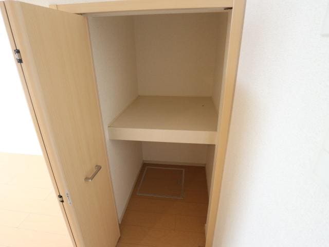  東海道本線/清水駅 バス9分クミアイ化学前下車:停歩15分 1階 築14年