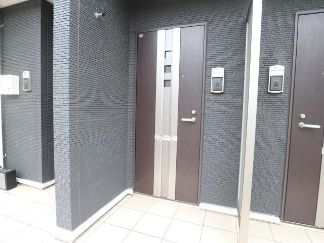  東海道本線/清水駅 バス9分クミアイ化学前下車:停歩15分 1階 築14年