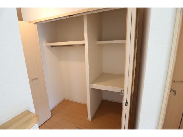  静岡鉄道静岡清水線/新清水駅 バス19分三保松原入口下車:停歩4分 1階 築13年