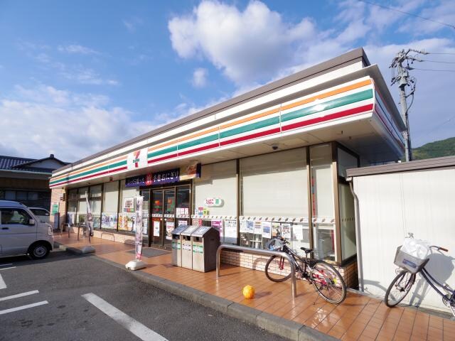 セブンイレブン清水小島店(コンビニ)まで1568m 東海道本線/興津駅 バス15分消防学校前下車:停歩3分 1階 築12年