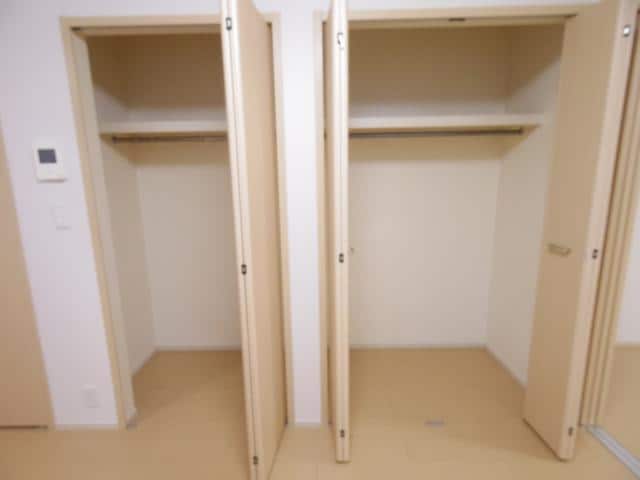  東海道本線/清水駅 バス13分飯田小学校入口下車:停歩9分 1階 築13年