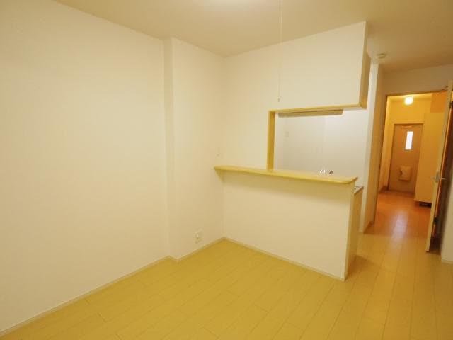  東海道本線/清水駅 バス13分飯田小学校入口下車:停歩9分 1階 築13年