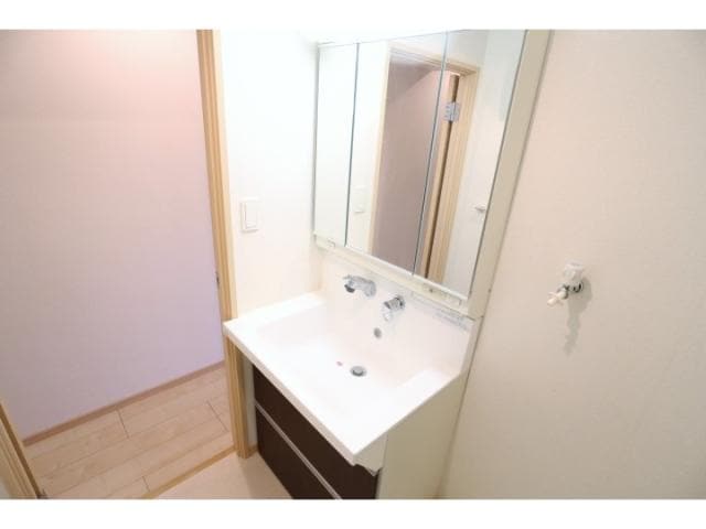 同物件同タイプ 東海道本線/清水駅 バス11分クミアイ化学前下車:停歩9分 1階 築13年