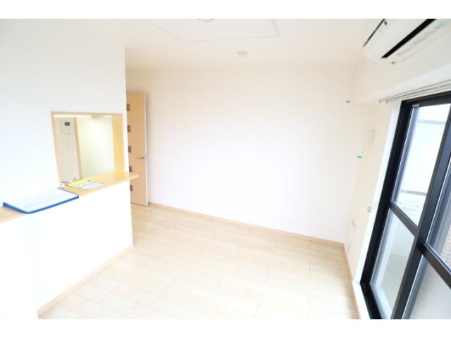 同物件同タイプ 東海道本線/清水駅 バス11分クミアイ化学前下車:停歩9分 1階 築13年