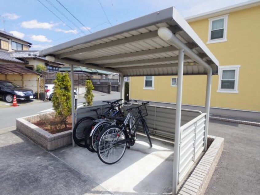  静鉄バス（静岡市）/山原 徒歩6分 1階 築12年