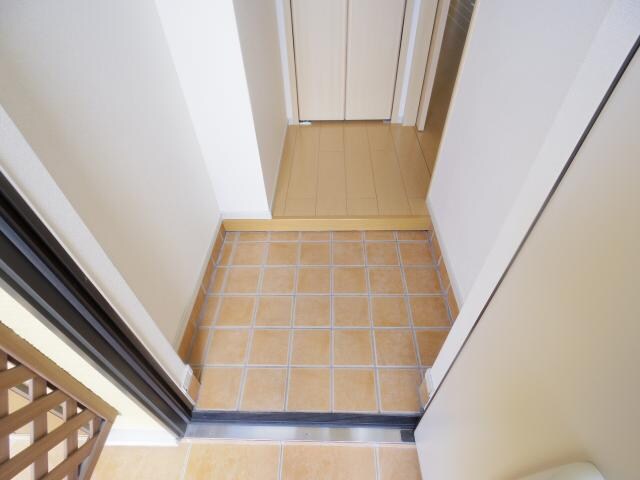 同物件同タイプ 静鉄バス（静岡市）/山原 徒歩6分 1階 築12年